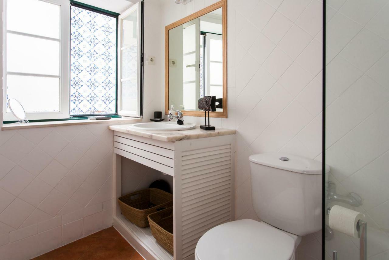 Joivy Charming Apt Near Fado Museum Lisboa Ngoại thất bức ảnh